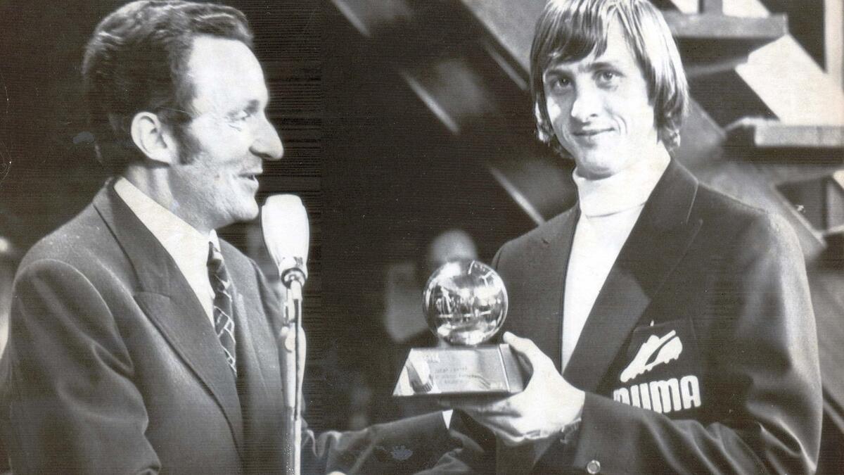 3 مرات: الهولندي يوهان كرويف