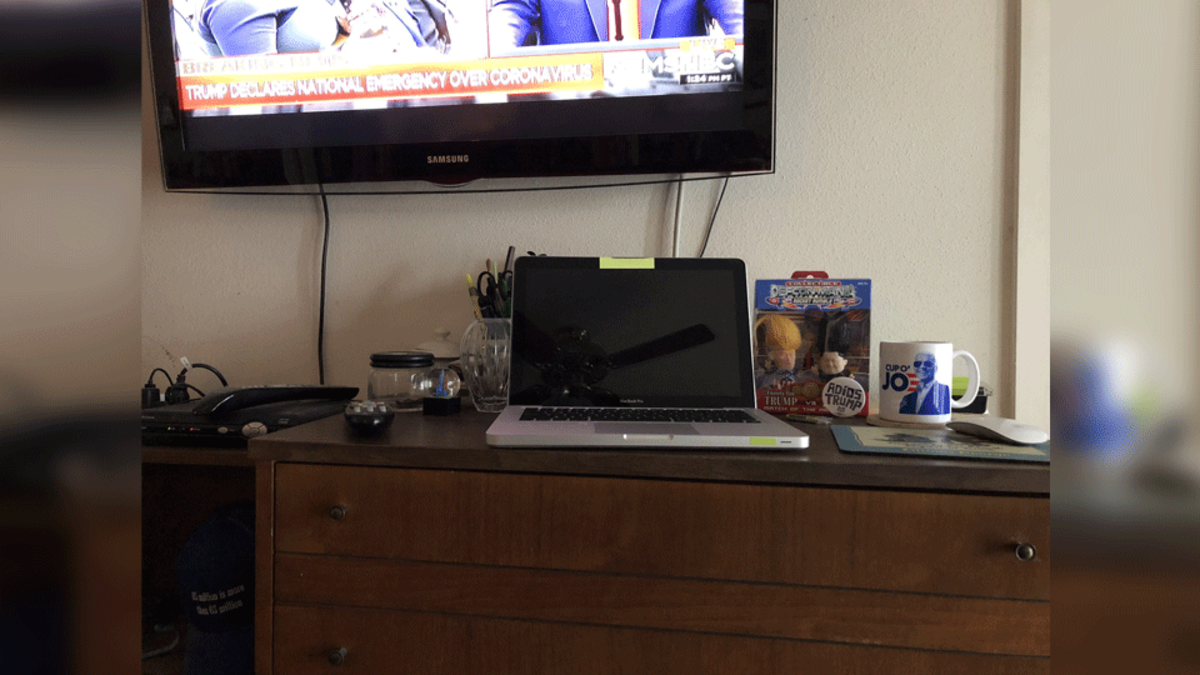 5. The “Can’t get my things out of my sight” office.