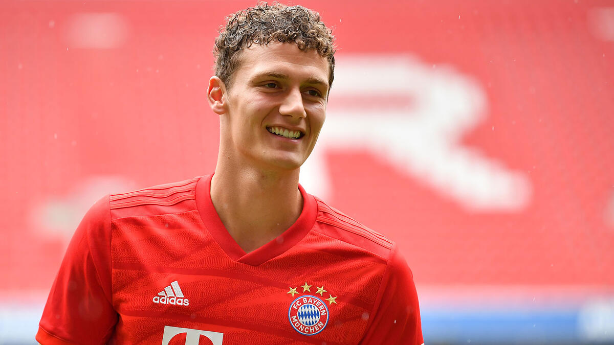 الظهير الفرنسي بينجامان بافار (بايرن ميونيخ)