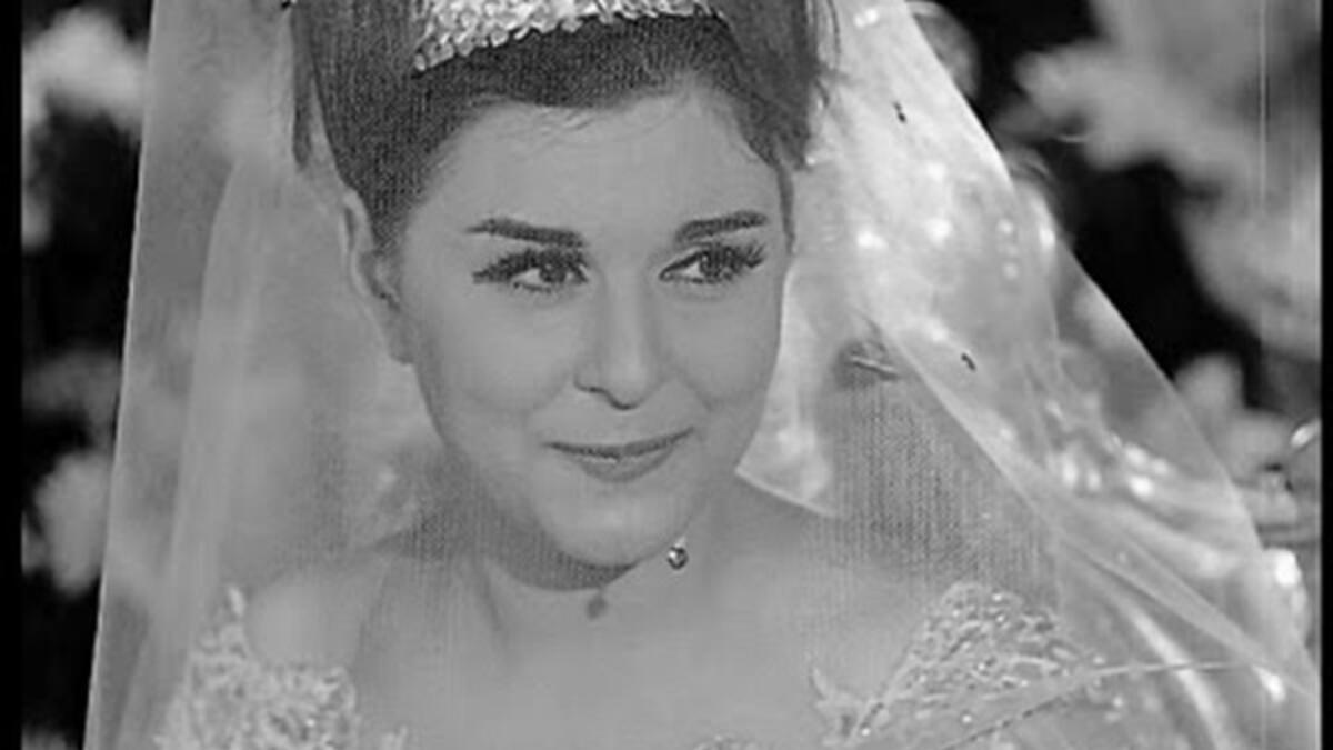 الفنانة المصرية سعاد حسني اشتهرت بكثرة زيجاتها حيث تردد زواجها من الفنان عبد الحليم حافظ، والمصور والمخرج صلاح كريم وعلي بدرخان وزكي عبد الوهاب وكان زواجها الأخير من كاتب السيناريو ماهر عواد الذي توفيت وهي على ذمته.