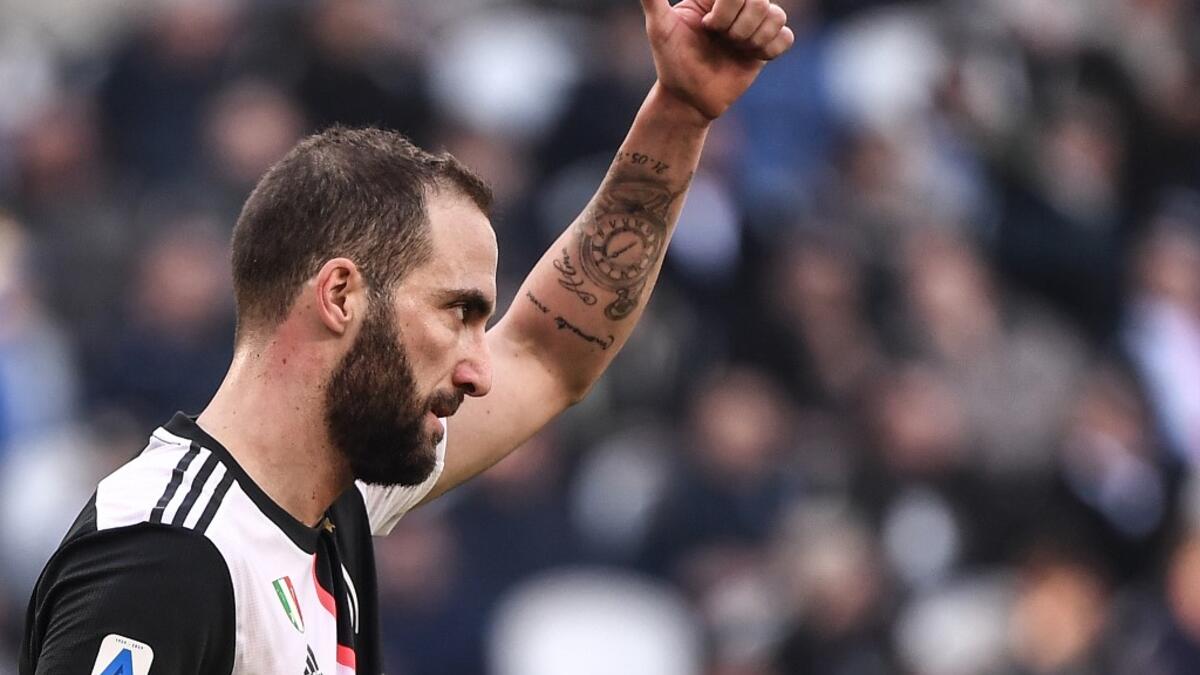 7- غونزالو هيغواين (192 هدفاً)