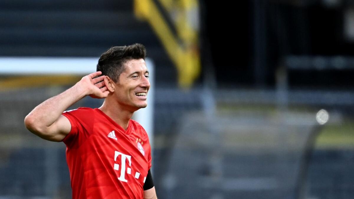 روبرت ليفاندوفسكي (بايرن ميونيخ): ساهم بـ 31 هدفاً سجل منها 27 وصنع 3 أهداف أخرى