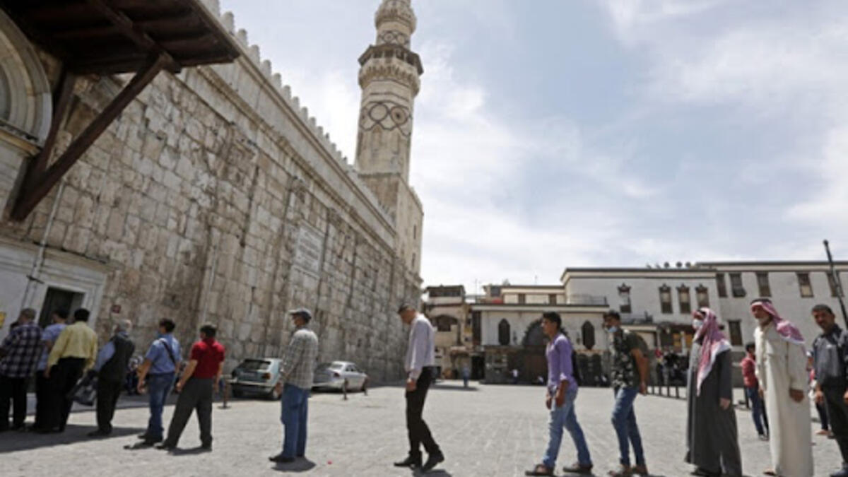 سوريا: جرى منع أي مظاهر تجمعات تتعلق بالعيد خصوصًا ألعاب الأطفال بكل مكوناتها وصالات الألعاب على مستوى جميع الوحدات الإدارية بالمحافظات.