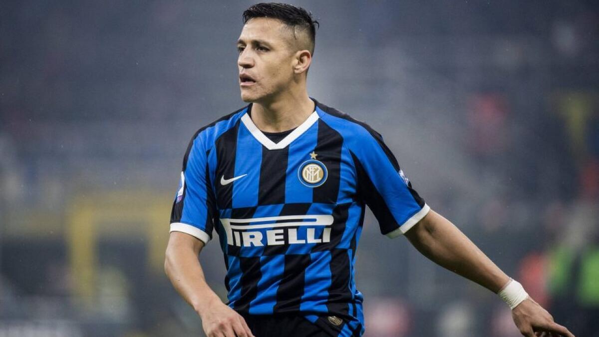 أليكسيس سانشيز (9 مساهمات في الأهداف)