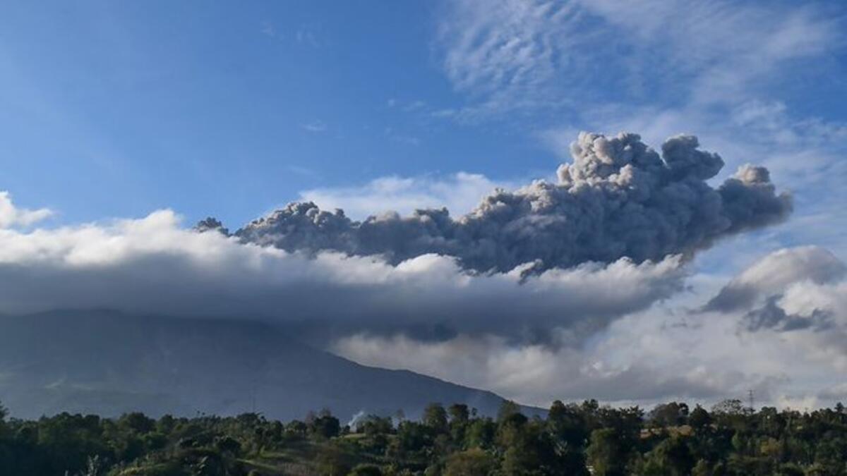 Mount Sinabung, located in North Sumatra, was erupted (Twitter)