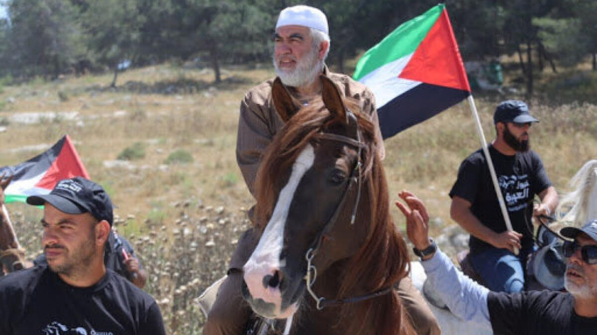 عام 2003: اعتقل بعد اتهامه وعدد من قادة الحركة الإسلامية من قبل النيابة العامة الإسرائيلية بتهمة تبييض الأموال لصالح حركة المقاومة الإسلامية (حماس).