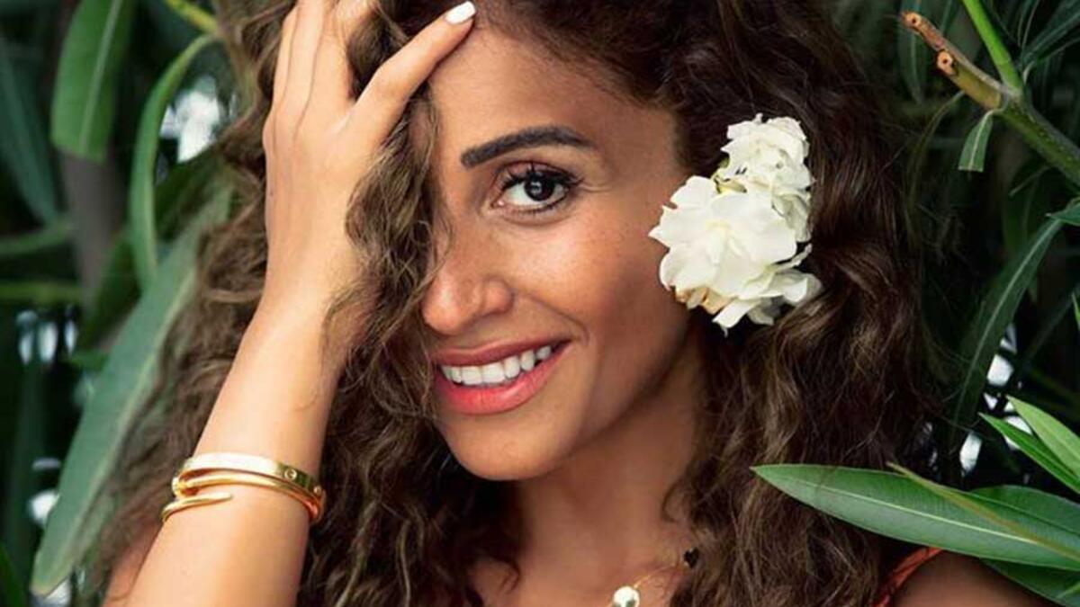 دينا الشربيني: تم القبض عليها في قضية حيازة المخدرات، لضبطها وهي تتردد على إحدى الشقق السكنية لشراء المخدرات في 2013، واعترفت بذلك، وقضت المحكمة في 2014 بالحبس لمدة عام وغرامة 10 آلاف جنيه، ولكنها سرعان ماعادت لنجوميتها بعد انتهاء فترة حبسها.