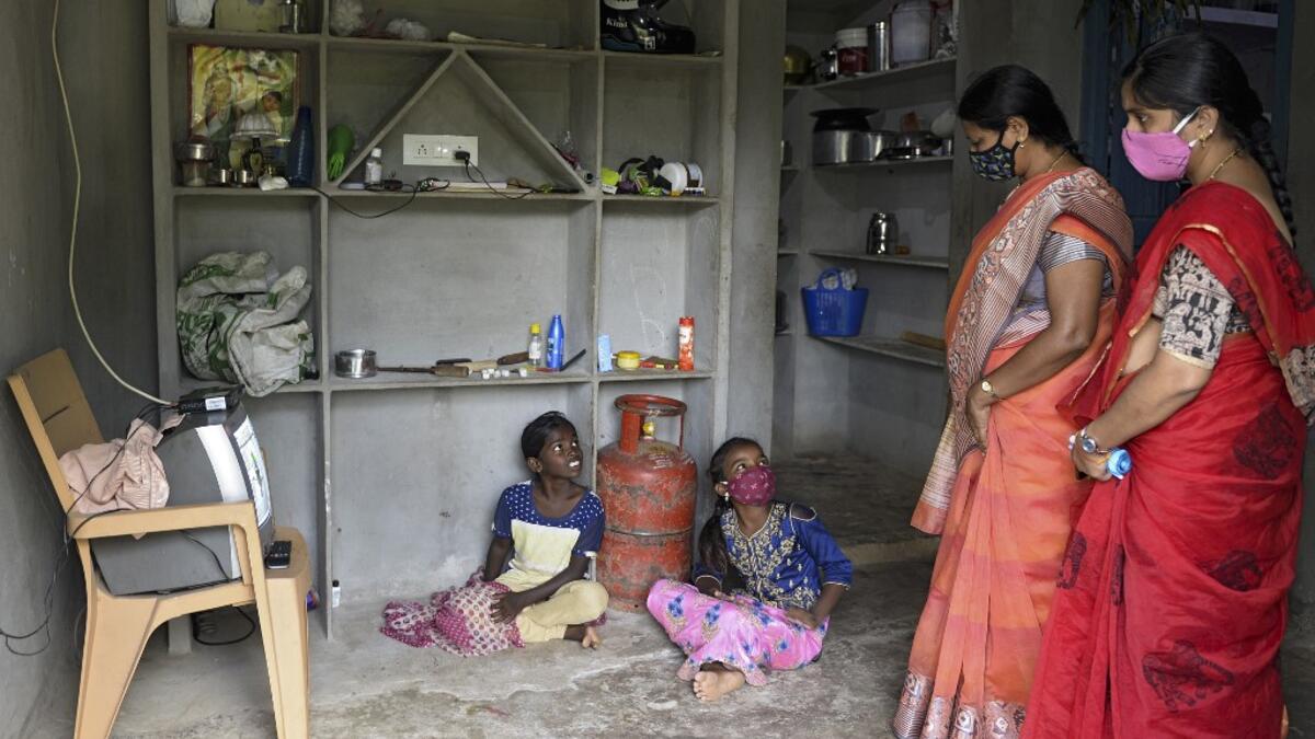 The Telangana State Education Board started on September 1 its alternative 2020-2021 academic year e-education system through the T-SAT Network and Doordharshan TV network due to the Covid-19 coronavirus pandemic. NOAH SEELAM / AFP