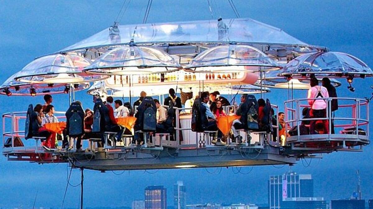 المطاعم المعلقة