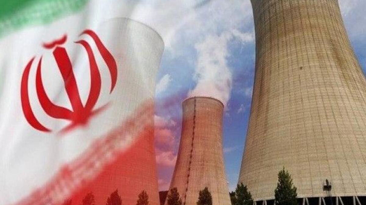 ويقال إن زادة قاد مشروع "آماد" السري المزعوم الذي تأسس في عام 1989 للبحث في إمكانية بناء قنبلة نووية.