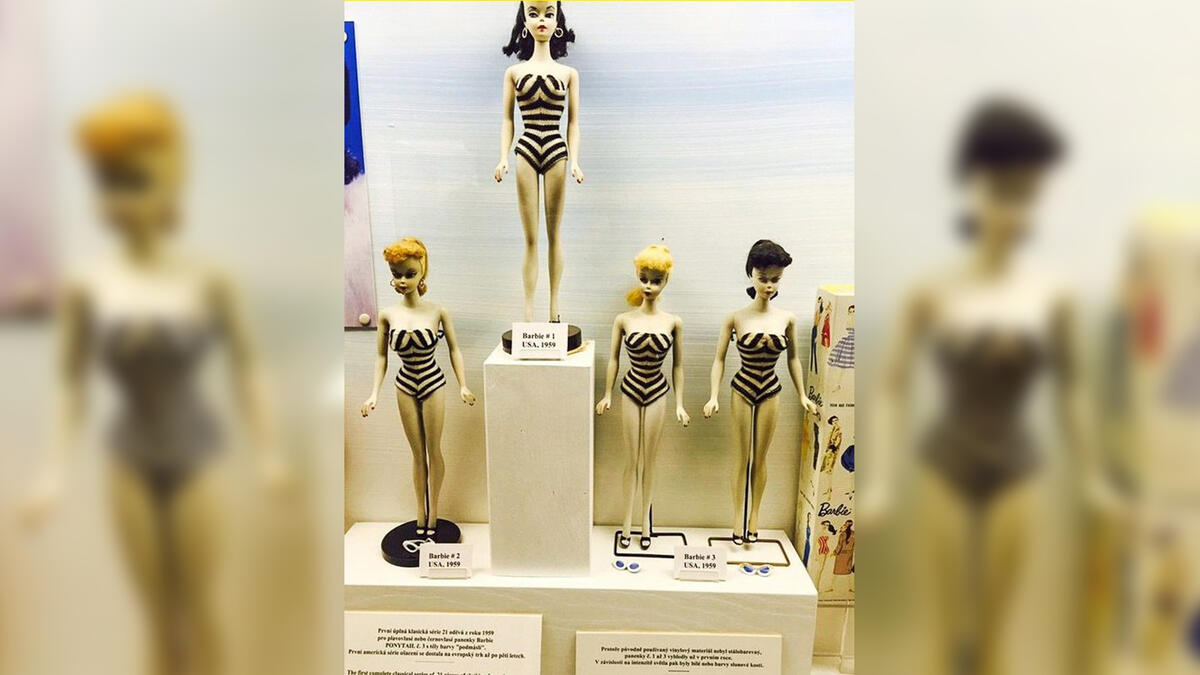 أول لعبة باربي