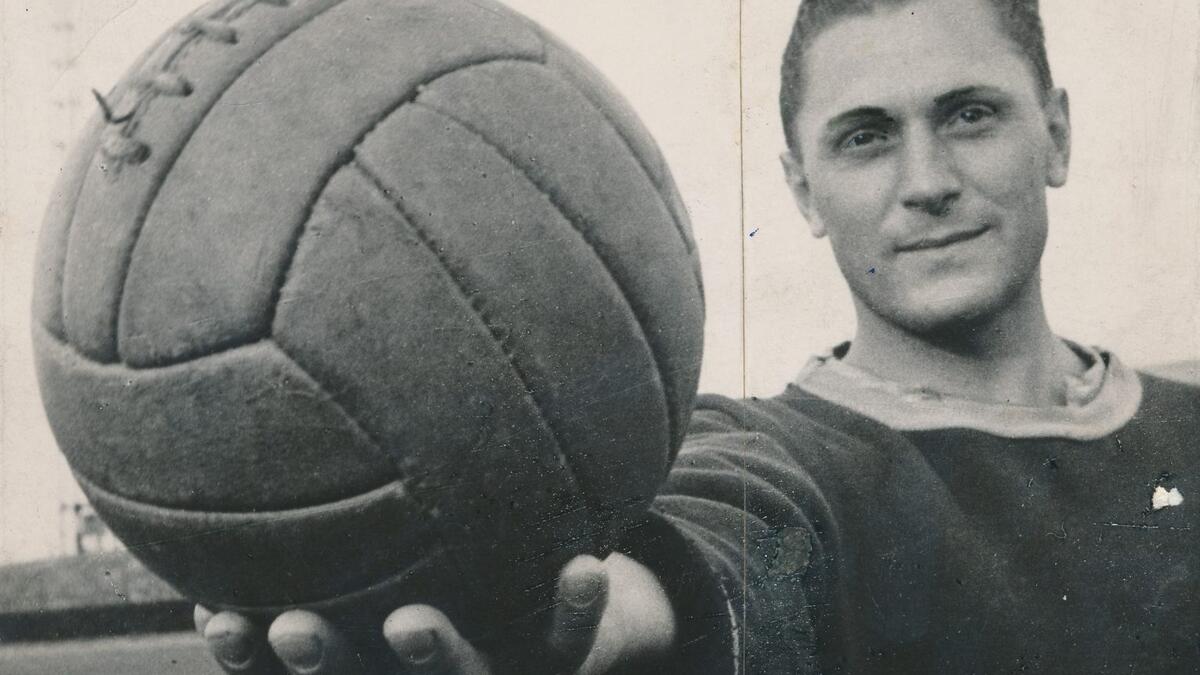 5- النمساوي جوزيف بيكان (سلافيا براغ) - 542 هدفاً