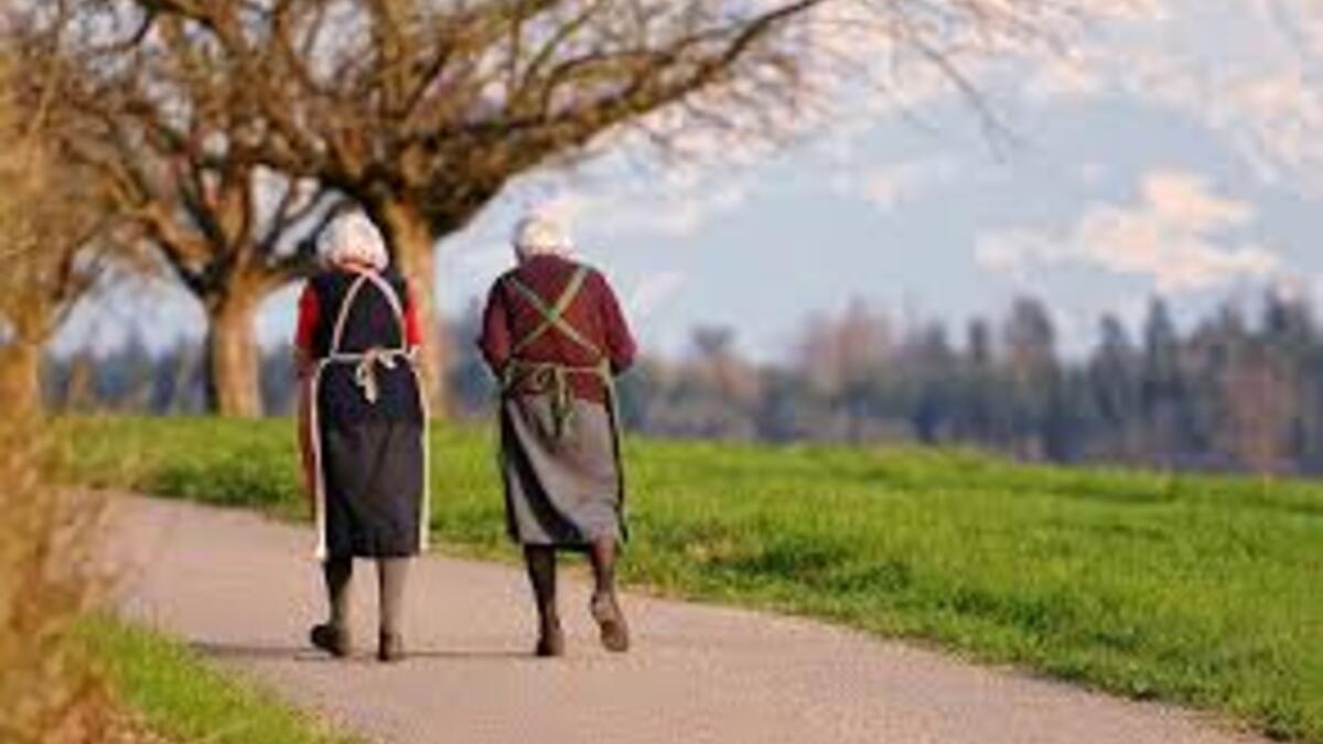 المركز الثالث: سويسرا - مع مستويات عالية من الرعاية الصحية، والبيئة الآمنة، ووسائل النقل المتوفرة قليلة الكلفة.