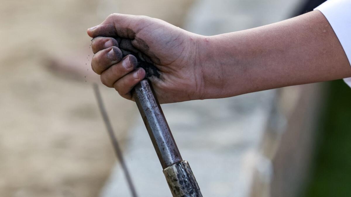 Taashir is a war dance performed in Taif