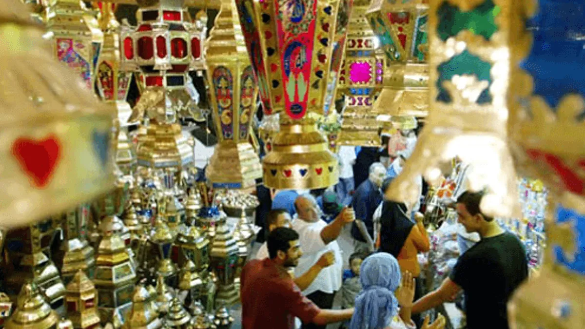 مصر / القاهرة: تكون ساعات الصيام في أول أيام رمضان 14 ساعة و20 دقيقة، فيما ستصل في آخر يوم الى 15 ساعة و12 دقيقة.