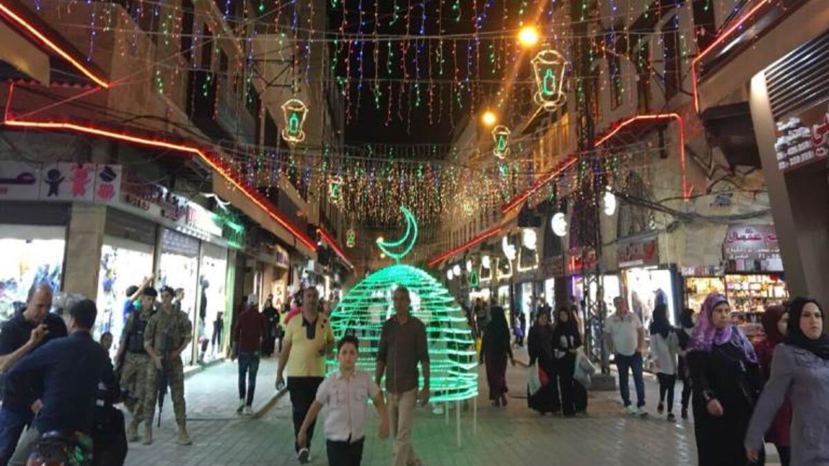 لبنان / بيروت: ستكون ساعات الصيام في أول يوم 14 ساعة و29 دقيقة، فيما ستصل في آخر يوم الى 15 ساعة و20 دقيقة.