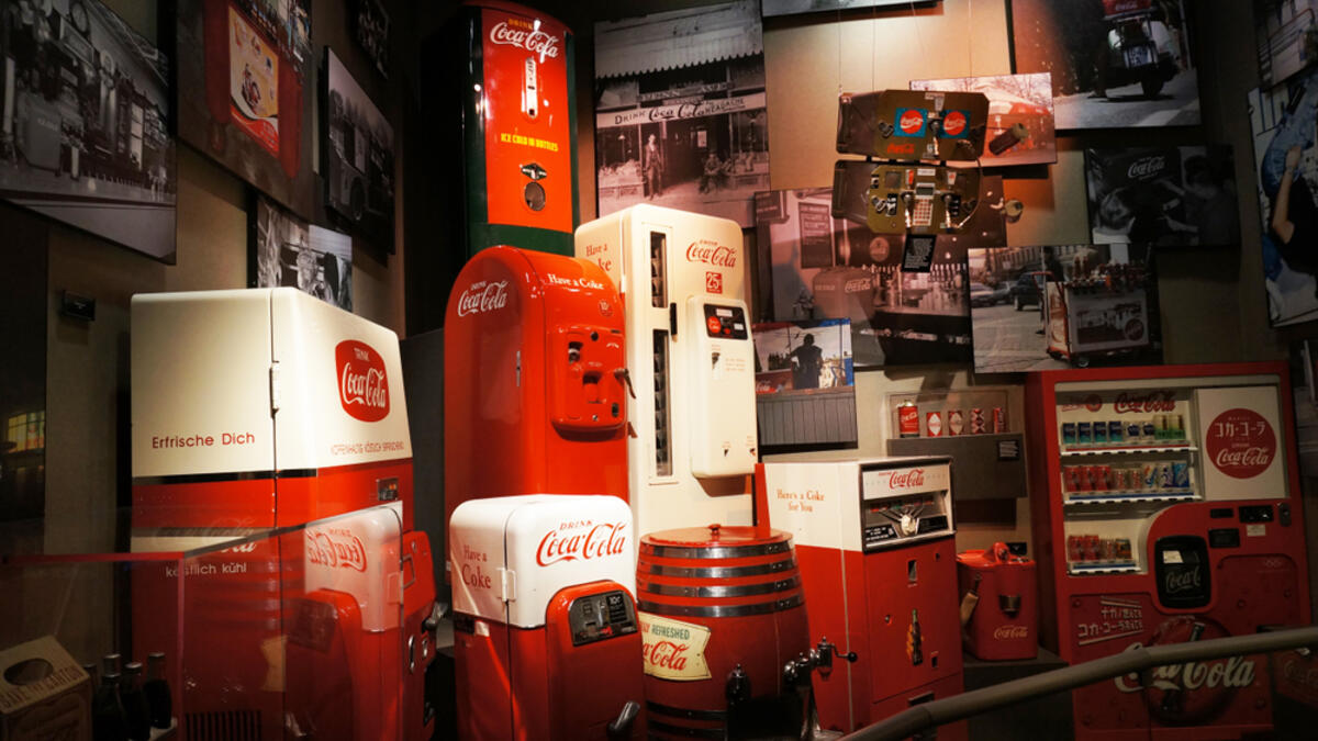 Coca-Cola Memorabilia. 8