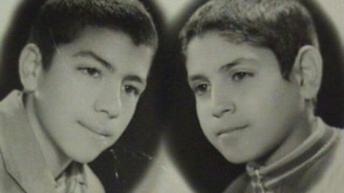 ولد إبراهيم رئيس الساداتي المعروف باسم إبراهيم رئيسي في أسرة متدينة من حي نوغان بمدينة مشهد في ديسمبر 1960 وكان والده وجدّه لوالدته من علماء المدينة.