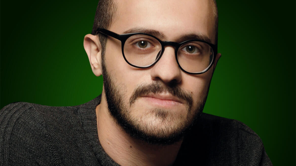 رفيق الحريري / لبنان / فئة الإبداع / يركز في رسوماته على الصحة العقلية وتجربة الشخصية مع اضطرابات الأكل.