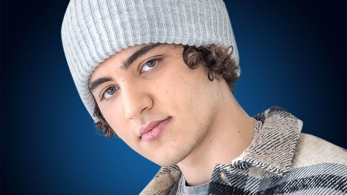 عصام النجار / الأردن / فئة الابداع / منذ إصدار أغنيته "حضل أحبك" سجل مقطع الفيدي أكثر من 87 مليون مشاهدة على يوتيوب حتى أغسطس 2021.