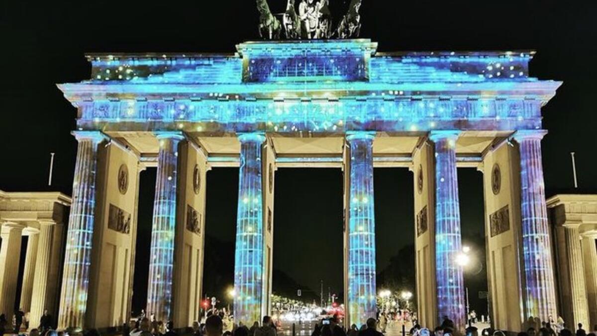Berlin's Festival of Lights has has been taking place since 2005. According to organisers, the building will be illuminated each day from 8:21 pm until midnight, though some projections are of shorter duration and may be displayed only once.