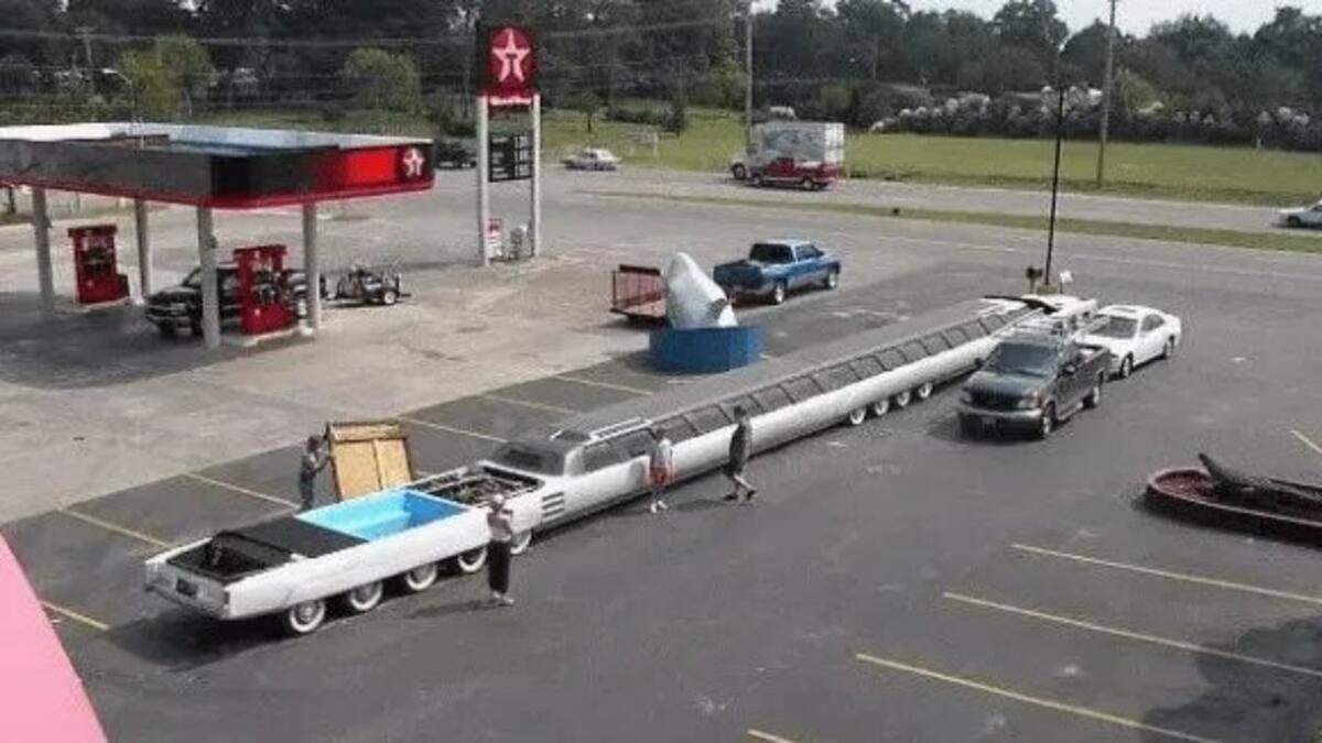 مزودة بمهبط طائرات الهليكوبتر هيكليًا مع وجود أقواس فولاذية أسفلها، ويمكن أن تحمل ما يبلغ 5 آلاف رطل.