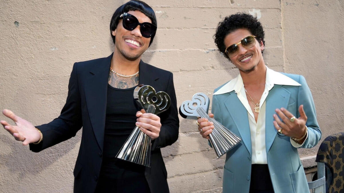 Best Duo/Group of the Year: Bruno Mars, Anderson .Paak, Silk Sonic