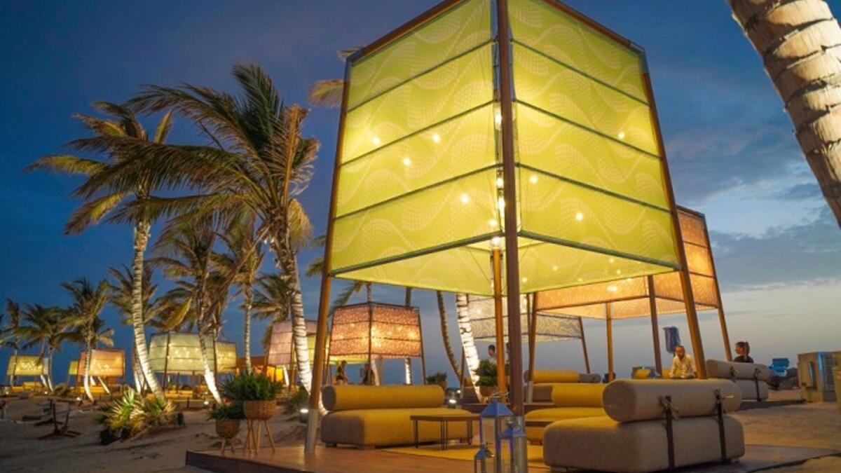 حديقة الأمير ماجد: حيث سيقام بازار عام ومنطقة كيدي ومسرح ورعروض فنية ومطاعم ومقاه عالمية.