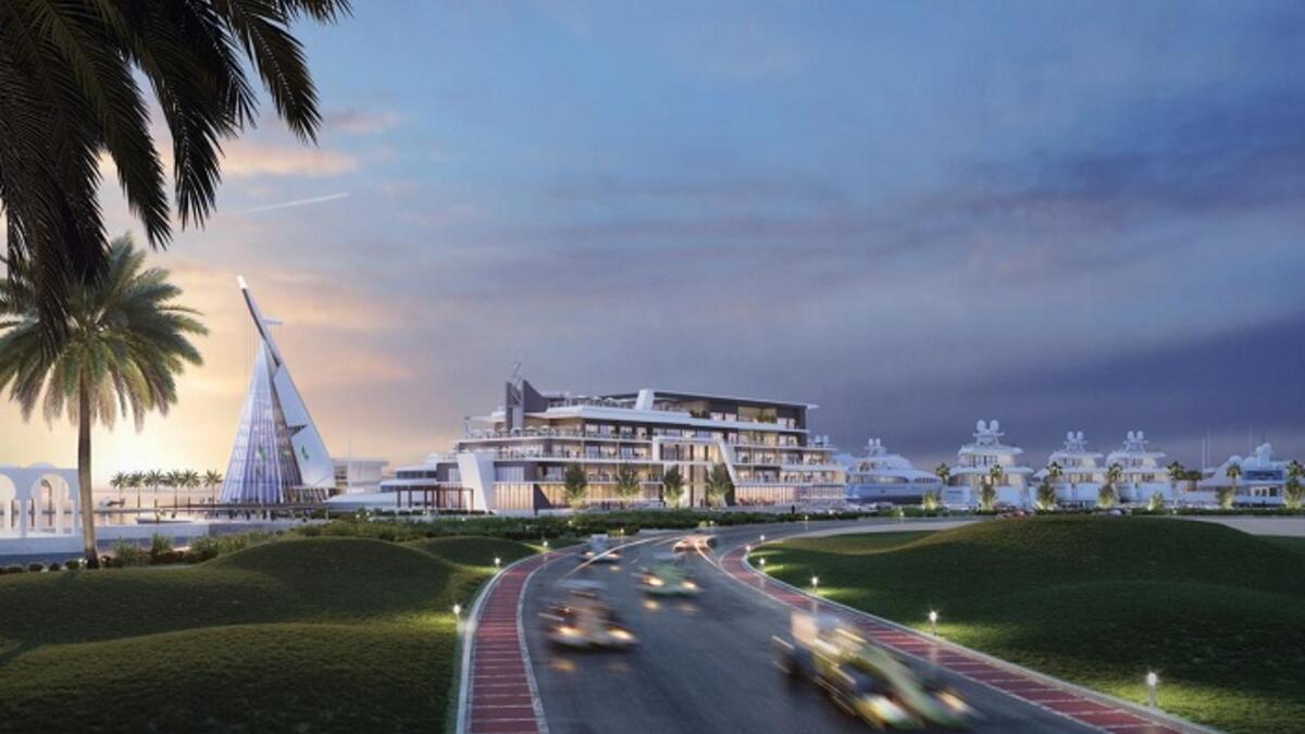 نادي جدة لليخوت: أول مارينا سياحية ومدرسة لتعليم قيادة القوارب الشراعية ومطاعم ومتاجر فاخرة وتجارب بحرية.