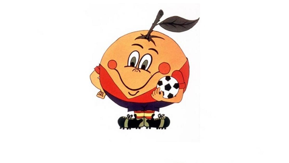 نارانجيتو: هو عبارة عن برتقال وهي ثمرة نموذجية في إسبانيا ويرتدي طقم منتخب إسبانيا اسمها من نارانجا الصالحة للأكل وهي برتقال إسباني.