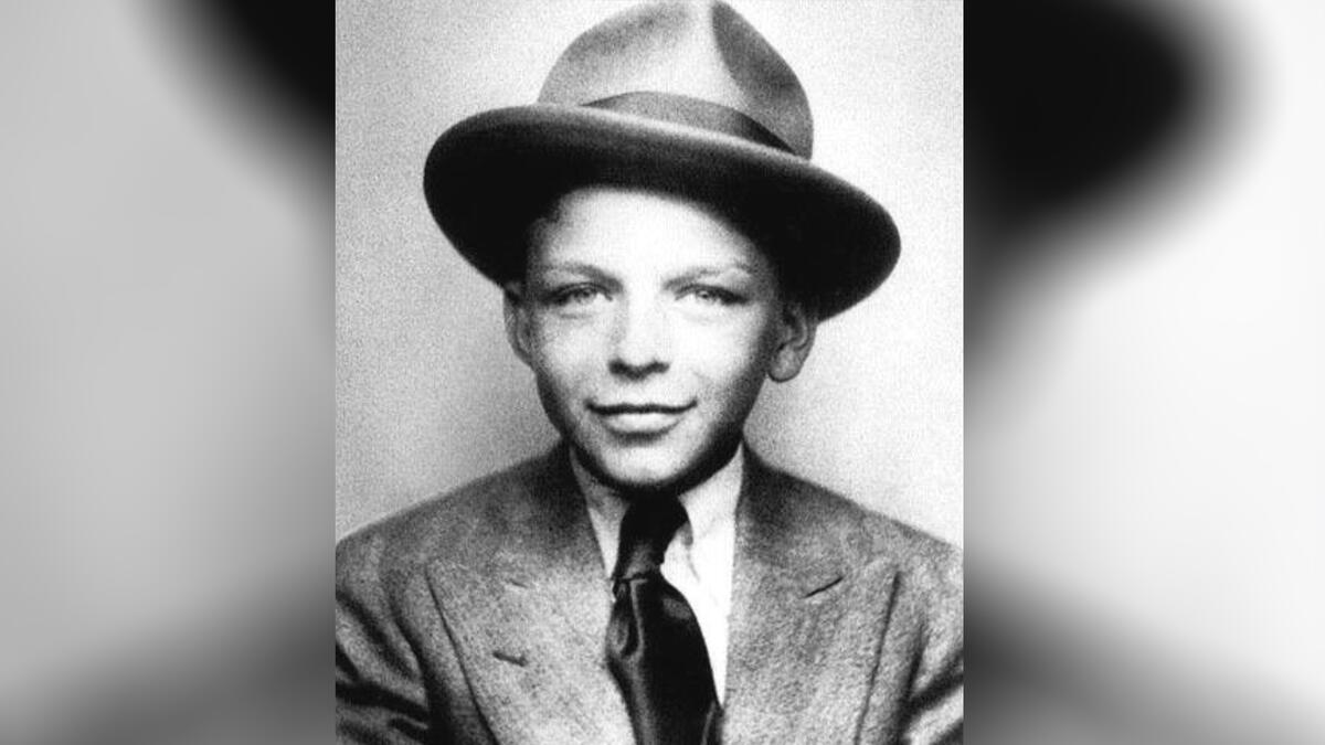 A 7-year-old Frank Sinatra, 1922.