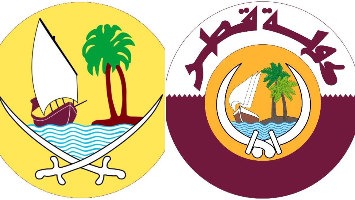 عدد المرات التي غيرت فيه قطر شعارها: 4 مرات، الأولى عام 1966، والثانية عام 1973، والثالثة عام 1976، واستمر ذلك الشعار لأطول فترة، حيث لم يتم تغيير إلا في 2022.