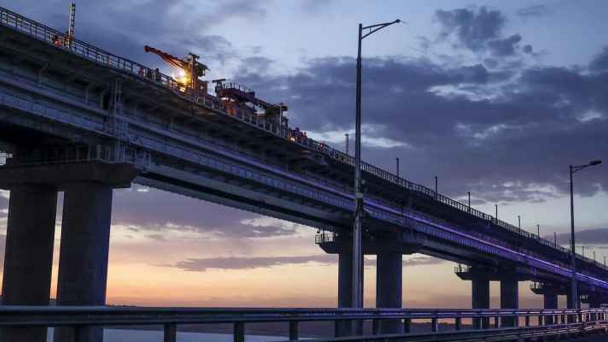 في عام 2019، تم افتتاح جسر موازي لحركة السكك الحديدية.