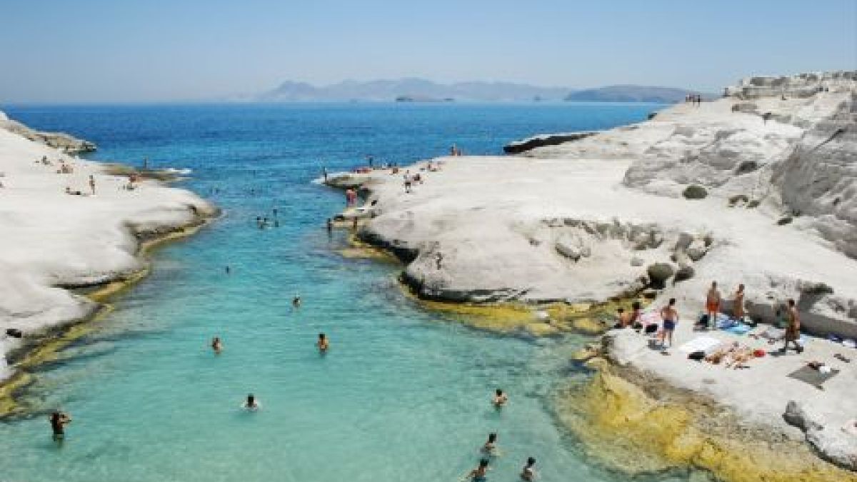 5. Sarakiniko Beach