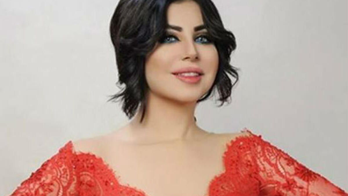 حليمة بولند كانت متزوجة من عبد السلام الخبيزي وفي 2012 أنجبت ابنتهما ماريا، وأنجبت في مايو 2015 ابنتهما الثانية كاميليا، إلا انهما انفصلا، وفي 2018 أعلنت عن خطوبتها من شخص لم تكشف أي معلومة عنه.