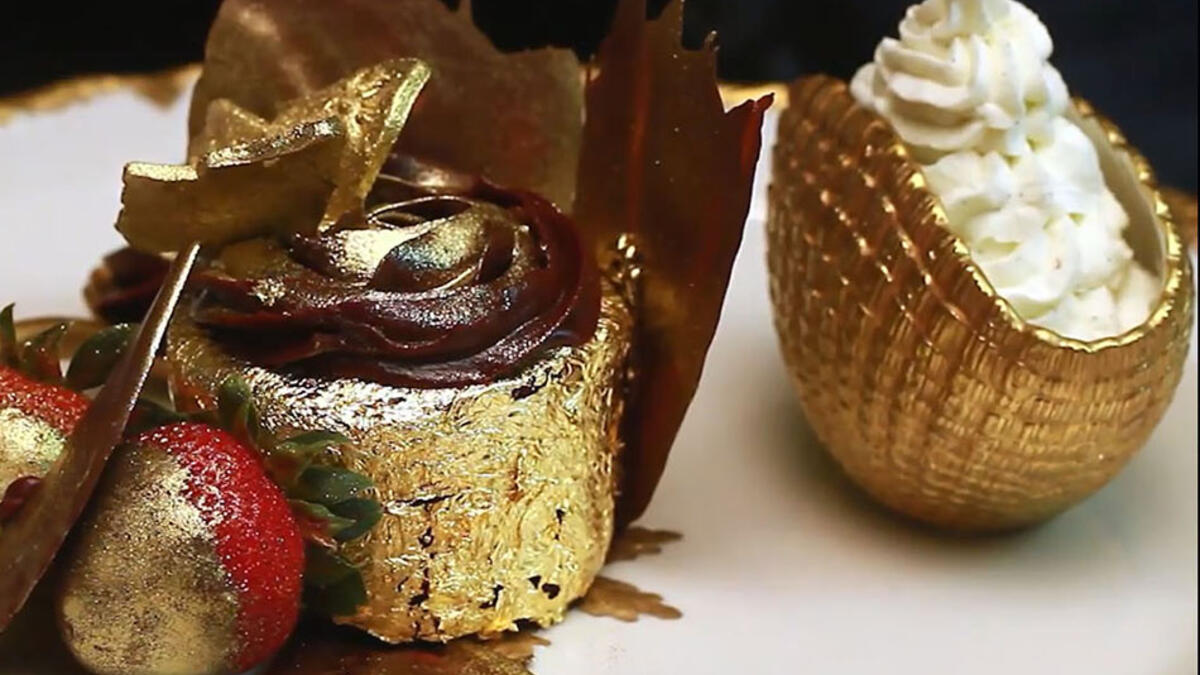 Golden Phoenix Cupcake