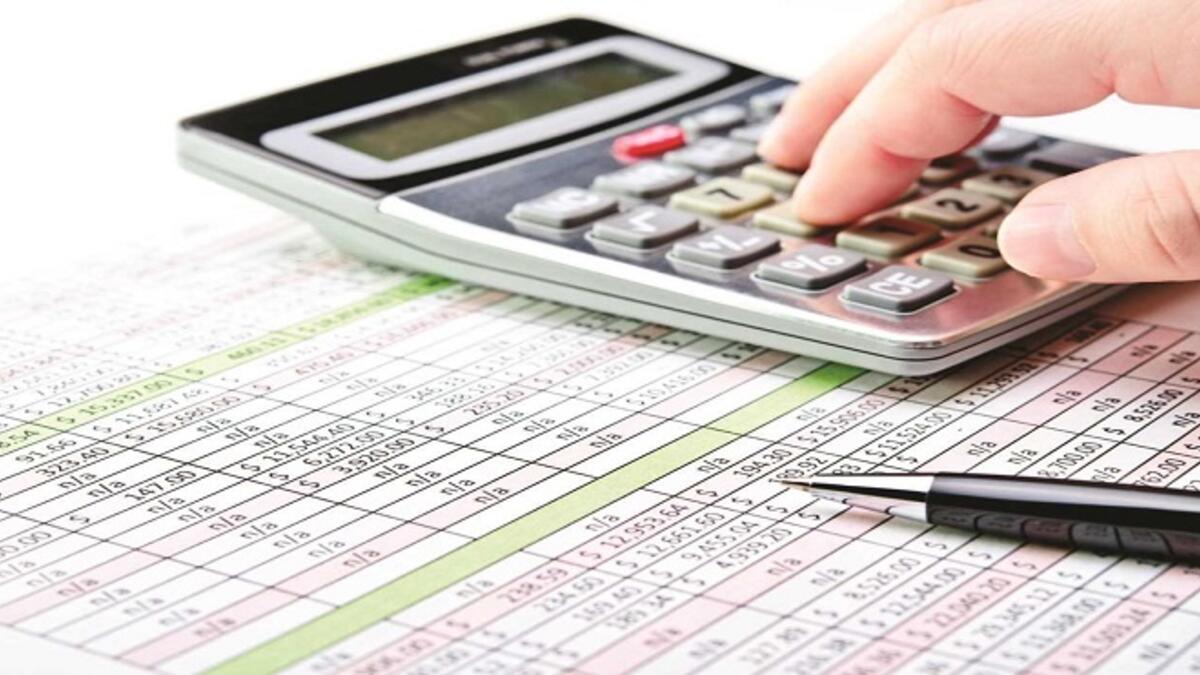 وينص القانون الذي صدر مؤخرا على أن لا تتجاوز النسبة الضريبية التي تفرض على تلك السلع 200% من السعر الانتقائي.