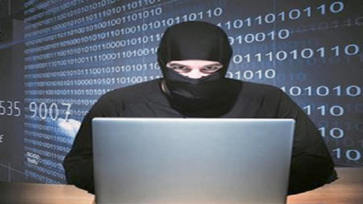 تعرضت صفحته الشخصية لمحاولات عديدة للاختراق نجح أحدها في سبتمبر 2015 حيث وضع المخترق صورة الملك سلمان على الصفحة قبل أن ينجح مجتهد باستعادة الصفحة من جديد.