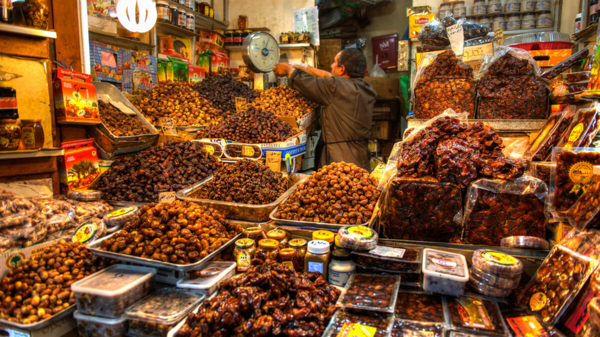 Souk Al Mubarakiyah, Kuwait. This is a popular, traditional souk home to all kinds of Oriental souvenirs and handmade products, as well as meat, fish, fruits and vegetables(www.flickr.com)