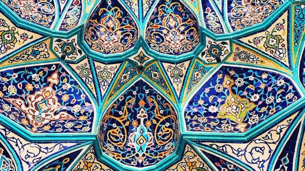 Patience, devotion and hard work resulted in one of the most beautiful handicrafts and decoration on tiles. A masterpiece from Tehran, Iran (Twitter)
