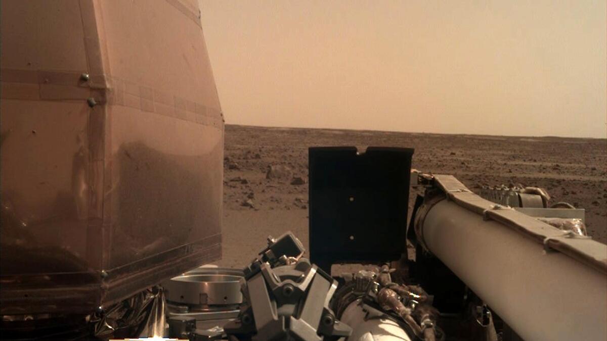 First photo taken by spacecraft InSight. (Twitter/@NASA)