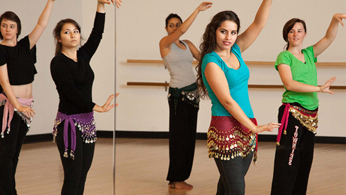 belly dancing six pack abs