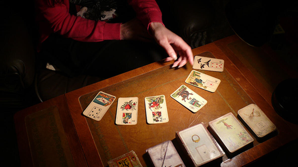 Tarot, card-reading, medieval Egypt, fortune-telling