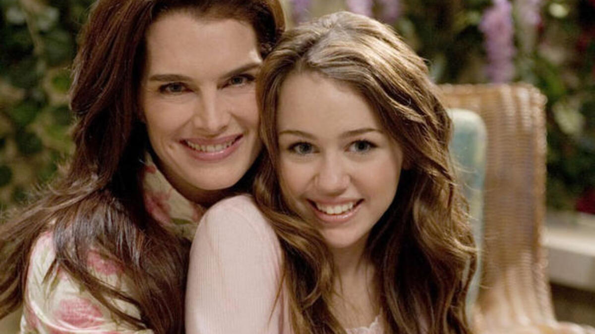 بروك شيلد ومايلي سايرس