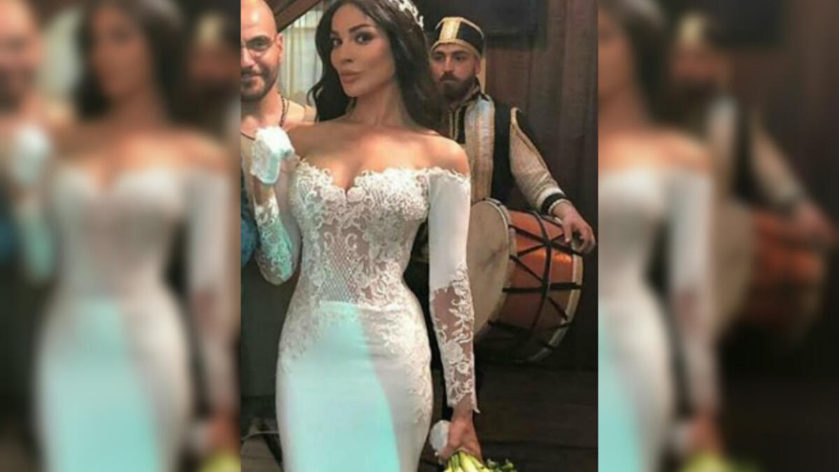 Nadine Njeim who plays the role of 'Amira' in the series 'Tariq' (The Path) chose a strapless wedding dress