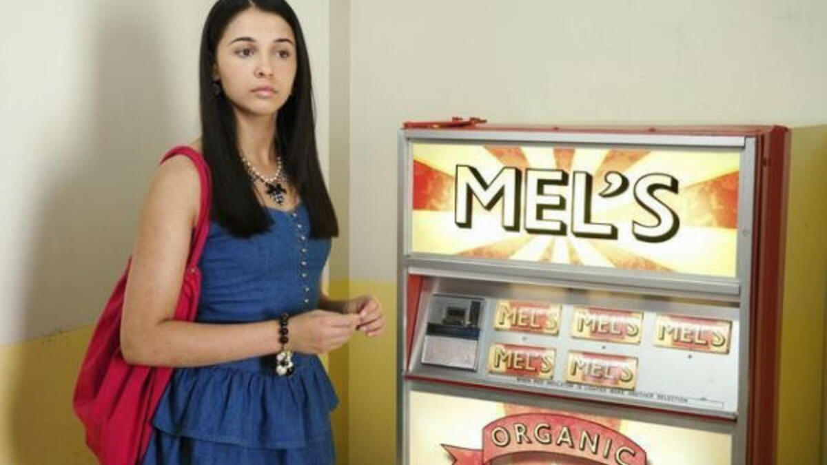 أول تجربة تمثيلية تلفزيونية لسكوت كانت في مسلسل Life Bites عام 2008 بدور ميغين، مع قناة ديزني.