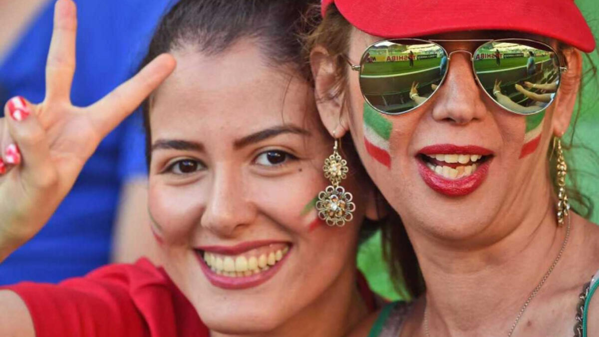 Don’t shoot a selfie with your Iranian football champion or soon he might not be your champion anymore. The Iranian Football Federation’s disciplinary committee has forbidden football players to take selfies with their female fans during a match in Australia in 2016, as fans there do not follow Iran’s dress codes.