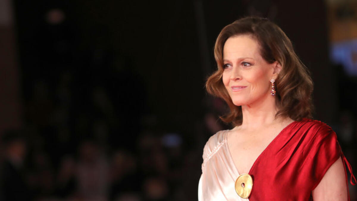 سيغورني ويفر: لم يتم منحها جائزة الأوسكار حتى الآن، لكن المفاجأة لم تتوقف عند هذا الحد، بل لم يتم ترشيحها للجائزة سوى مرة واحدة كانت عام 1989، هل تصدقون ذلك؟!