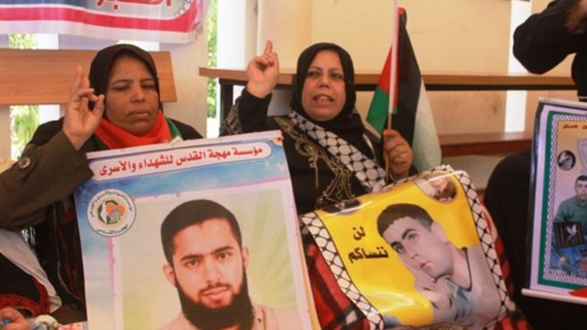 أمهات الأسرى الفلسطينيين المضربين عن الطعام