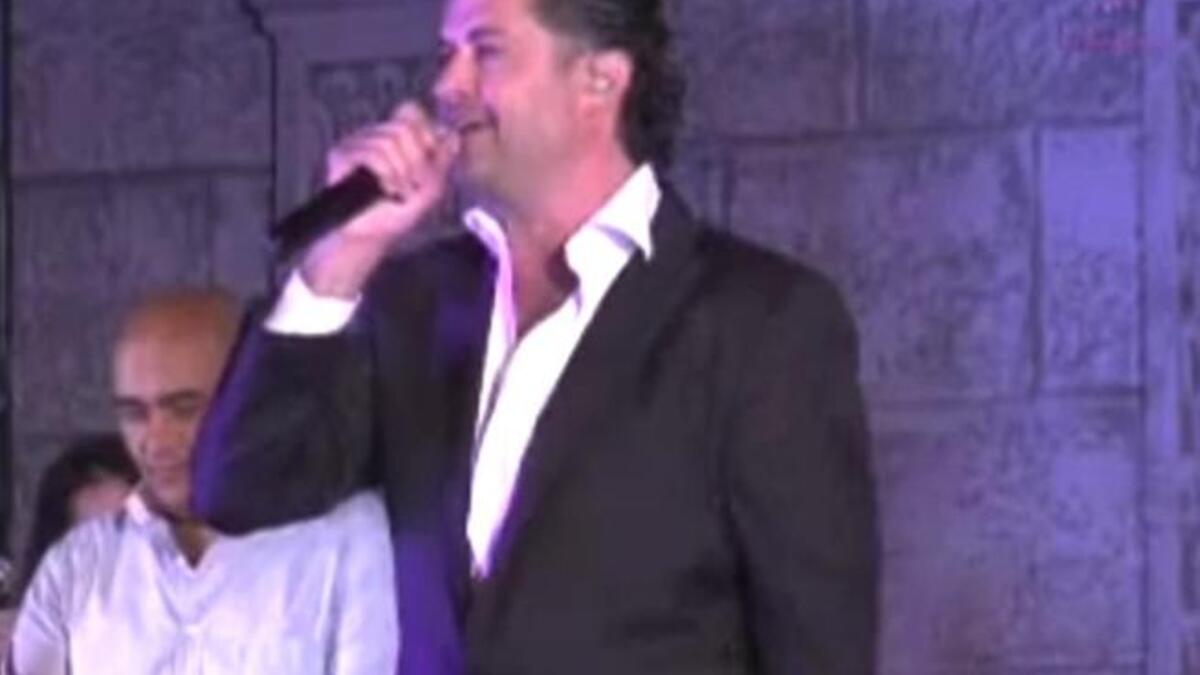 Ragheb Alameh is a big hit on Arab Idol